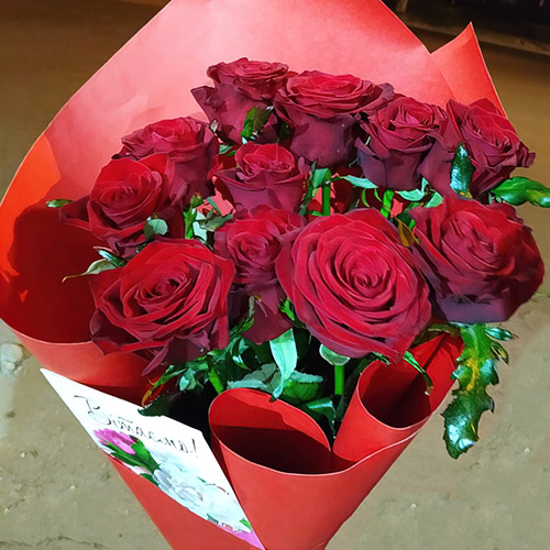 букет красных роз в Николаеве фото