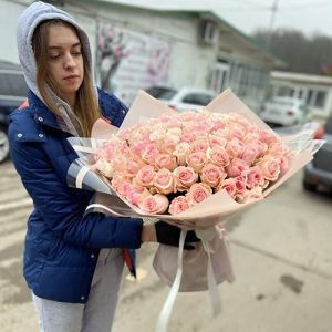 фото букета 101 рожева імпортна троянда в Миколаєві