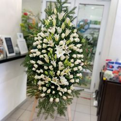 Фото товара Вінок «В білих кольорах»